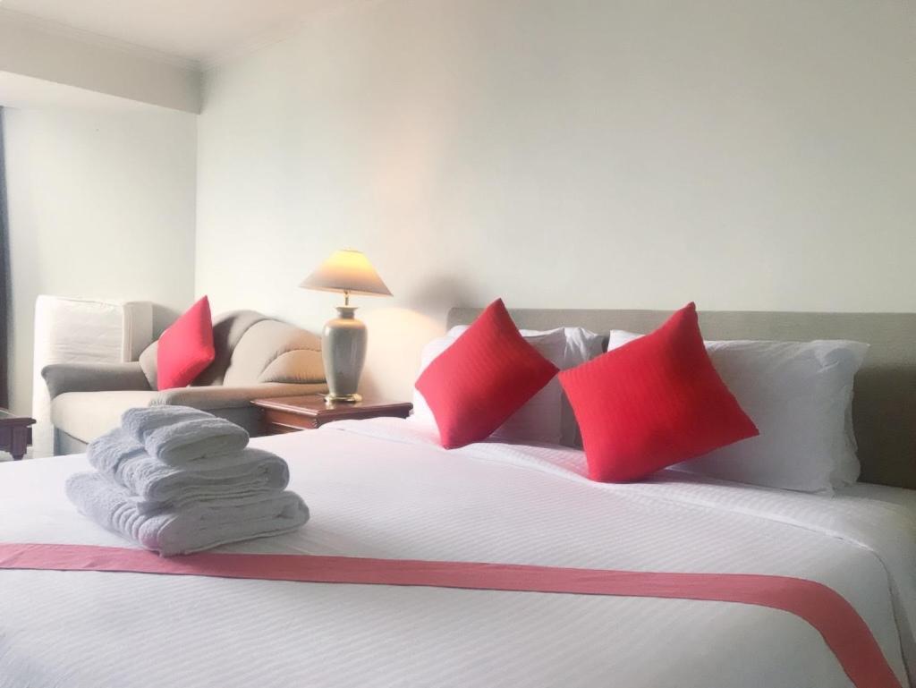 Omni Tower Cozy Apartment Near Nana Bts กรุงเทพมหานคร ภายนอก รูปภาพ